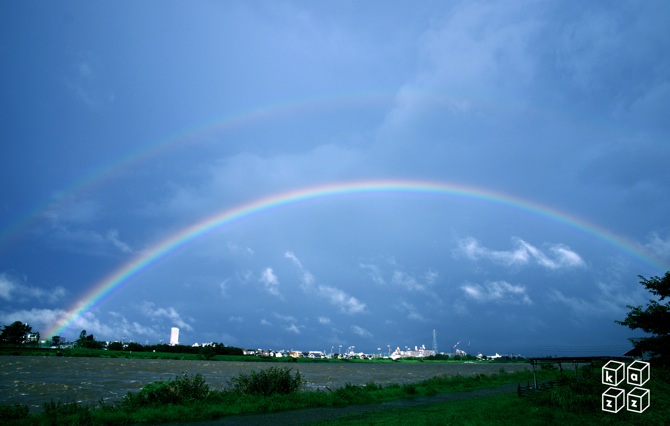 01.多摩川の虹.jpg
