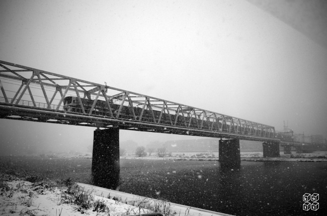 11.雪の鉄橋.jpg